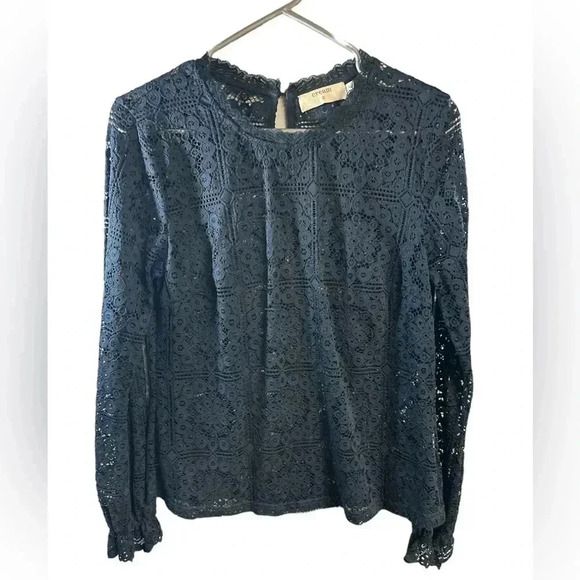 Cream woman’s navy (diff color than stock) lace embroidered long sleeve  sz 36 - Picture 2 of 7